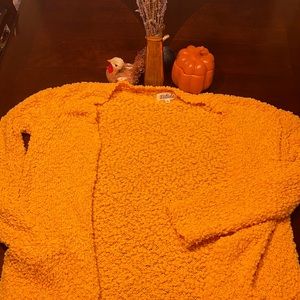 listicle brand, fuzzy cardigan